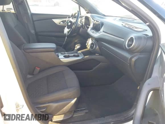 2019 Chevrolet Blazer with VIN 3GNKBGRS4KS609661, listed as a IAAI auction lot 43447061 with 65,127 mi miles and . Bid and sale history available at DreamBid. Image 5.