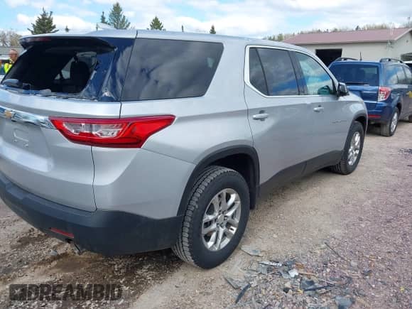 2021 Chevrolet Traverse LS с VIN 1GNEVFKW7MJ108621, выставлен на аукционе IAAI как лот 42198088 с пробегом 49 787 миль миль и . История ставок и продаж доступна на DreamBid. Изображение 4.