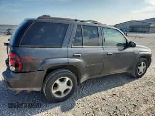 2007 Chevrolet TrailBlazer LS с VIN 1GNDT13S472264551, выставлен на аукционе Copart как лот 66516735 с пробегом 234 102 миль миль и Списание • Salvage title. История ставок и продаж доступна на DreamBid. Изображение 3.
