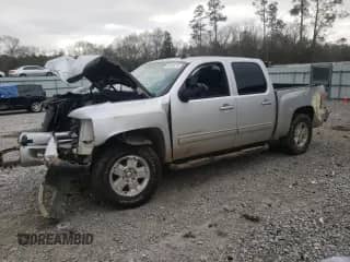 2011 Chevrolet Silverado 1500 LTZ with VIN 3GCPKTE26BG203140, listed as a Copart auction lot 44543975 with 186,823 mi miles and Salvage title. Bid and sale history available at DreamBid. Image 1.