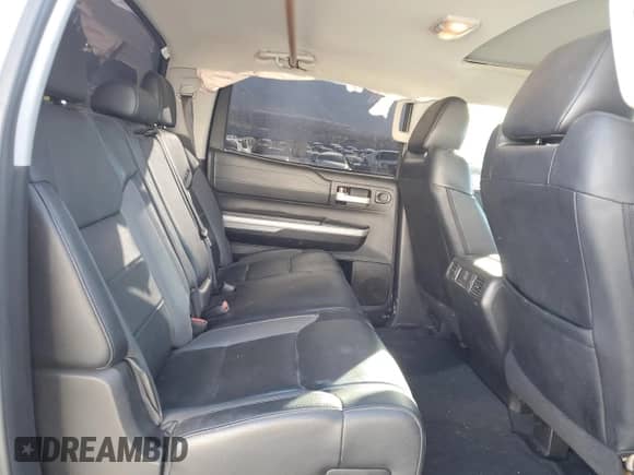 2019 Toyota Tundra SR5 с VIN 5TFHY5F15KX845980, выставлен на аукционе Copart как лот 71916695 с пробегом 97 577 миль миль и Списание • Salvage title. История ставок и продаж доступна на DreamBid. Изображение 10.