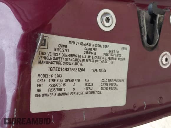 1996 GMC Sierra 1500 with VIN 1GTEC14R3TE521264, listed as a IAAI auction lot 43445138 with 104,184 mi miles and . Bid and sale history available at DreamBid. Image 9.