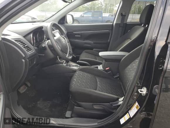 2024 Mitsubishi Outlander S с VIN JA4ARUAU8RU002338, выставлен на аукционе Copart как лот 69014925 с пробегом 16 296 миль миль и Списание • Salvage title. История ставок и продаж доступна на DreamBid. Изображение 7.