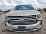 2021 Chevrolet Suburban Premier с VIN 1GNSCFKD1MR277736, выставлен на аукционе Copart как лот 61593645 с пробегом 140 830 миль миль и Списание • Salvage title. История ставок и продаж доступна на DreamBid. Изображение 5.
