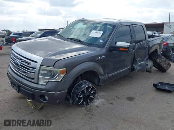 2014 Ford F-150 XL with VIN 1FTFW1EF2EFC42305, listed as a IAAI auction lot 41399663 with 167,809 mi miles and . Bid and sale history available at DreamBid. Image 17.