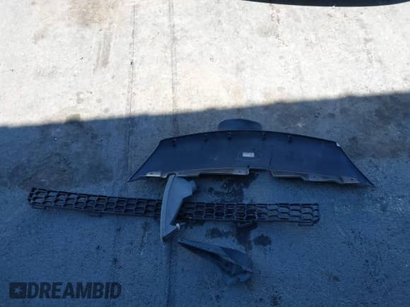 2014 Nissan Note SV with VIN 3N1CE2CP4EL395249, listed as a IAAI auction lot 42991386 with 221,677 mi miles and . Bid and sale history available at DreamBid. Image 11.