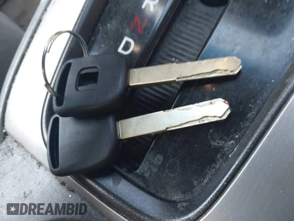 2004 Honda Accord EX with VIN 1HGCM56714A036624, listed as a IAAI auction lot 42490379 with Not provided miles and . Bid and sale history available at DreamBid. Image 11.