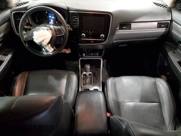 2020 Mitsubishi Outlander SE с VIN JA4AD3A34LJ001339, выставлен на аукционе Copart как лот 50270345 с пробегом 117 043 миль миль и Списание • Salvage title. История ставок и продаж доступна на DreamBid. Изображение 8.