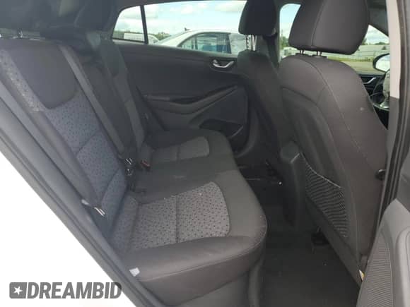 2017 Hyundai Ioniq SEL с VIN KMHC75LC1HU049378, выставлен на аукционе Copart как лот 63281973 с пробегом Не указан миль и . История ставок и продаж доступна на DreamBid. Изображение 10.