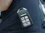 2021 Honda Pilot EX z VIN 5FNYF6H34MB050538, wystawiony jako IAAI lot #42653556 z przebiegiem 61 599 mil mil oraz . Historia ofert i sprzedaży dostępna na DreamBid. Obrazek 11.