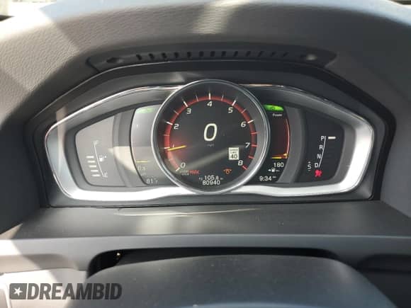 2018 Volvo S60 Inscription Platinum с VIN LYV402HMXJB162601, выставлен на аукционе Copart как лот 60302225 с пробегом 80 940 миль миль и Списание • Salvage title. История ставок и продаж доступна на DreamBid. Изображение 9.