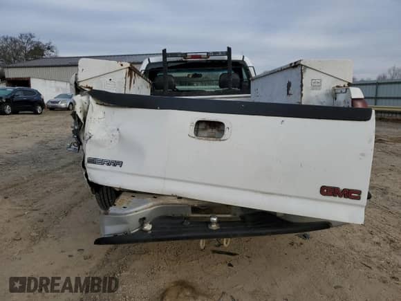 2001 GMC Sierra 1500 SL with VIN 1GTEC14WX1Z275051, listed as a Copart auction lot 41763705 with 202,792 mi miles and Salvage title. Bid and sale history available at DreamBid. Image 11.
