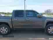 2011 Chevrolet Colorado 2LT с VIN 1GCHSDFE3B8119656, выставлен на аукционе IAAI как лот 42043365 с пробегом Не указан миль и . История ставок и продаж доступна на DreamBid. Изображение 13.