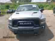 2017 Ram 1500 Rebel z VIN 1C6RR7YT2HS803629, wystawiony jako IAAI lot #42914264 z przebiegiem 76 836 mil mil oraz . Historia ofert i sprzedaży dostępna na DreamBid. Obrazek 12.