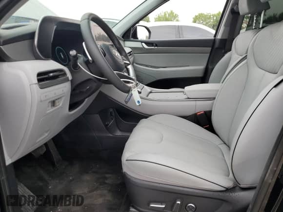 2025 Hyundai Palisade SEL Premium z VIN KM8R4DGE8SU875175, wystawiony jako Copart lot #60490735 z przebiegiem 1 573 mil mil oraz Szkoda całkowita • Salvage title. Historia ofert i sprzedaży dostępna na DreamBid. Obrazek 7.