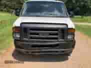 2014 Ford Econoline Cargo Commercial z VIN 1FTSE3EL5EDA40007, wystawiony jako Copart lot #64664305 z przebiegiem 213 836 mil mil oraz Czysty tytuł • Clean title. Historia ofert i sprzedaży dostępna na DreamBid. Obrazek 11.