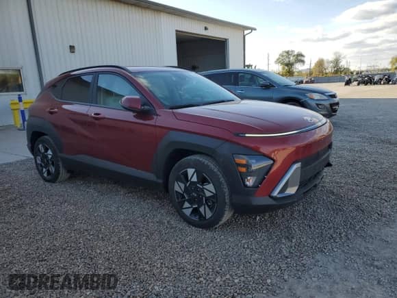 2025 Hyundai Kona SEL с VIN KM8HB3AB1SU308106, выставлен на аукционе Copart как лот 89530295 с пробегом 8 625 миль миль и Чистый • Clean title. История ставок и продаж доступна на DreamBid. Изображение 4.