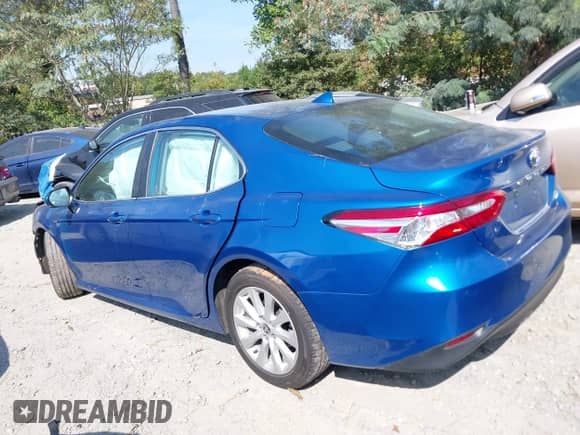 2020 Toyota Camry LE z VIN 4T1L11AKXLU399802, wystawiony jako IAAI lot #43169122 z przebiegiem 86 015 mil mil oraz . Historia ofert i sprzedaży dostępna na DreamBid. Obrazek 14.