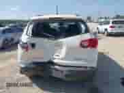 2012 Chevrolet Traverse 1LT z VIN 1GNKVGED0CJ141414, wystawiony jako IAAI lot #42932488 z przebiegiem 170 057 mil mil oraz . Historia ofert i sprzedaży dostępna na DreamBid. Obrazek 17.