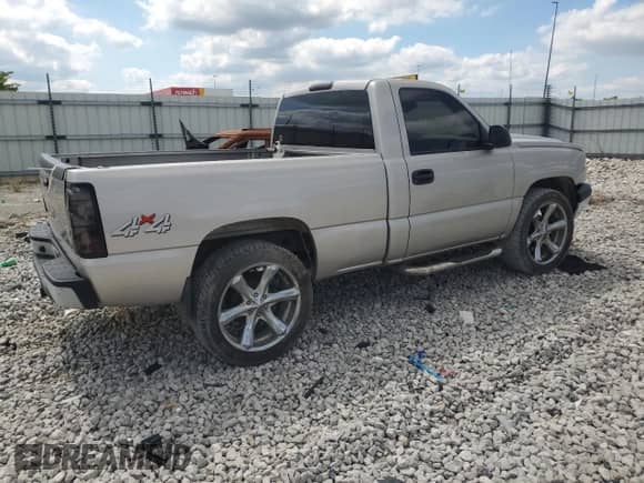 2006 Chevrolet Silverado 1500 Work Truck с VIN 3GCEK14V06G190270, выставлен на аукционе Copart как лот 69216335 с пробегом 110 347 миль миль и Списание • Salvage title. История ставок и продаж доступна на DreamBid. Изображение 3.