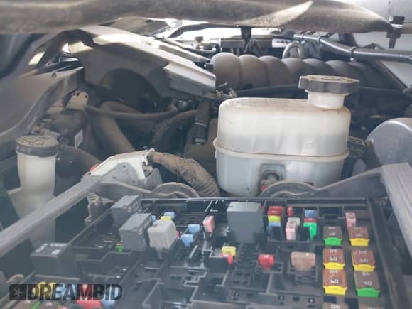 2019 Chevrolet Tahoe Premier с VIN 1GNSCCKC9KR256636, выставлен на аукционе IAAI как лот 41777198 с пробегом 90 016 миль миль и . История ставок и продаж доступна на DreamBid. Изображение 10.