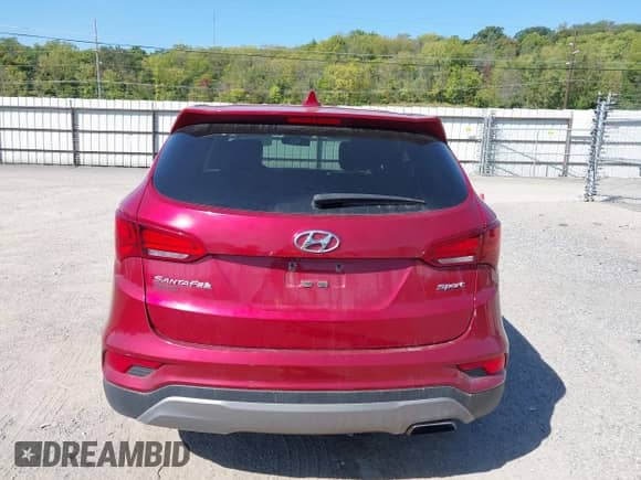 2017 Hyundai Santa Fe 2.4L с VIN 5XYZT3LBXHG394996, выставлен на аукционе IAAI как лот 43305613 с пробегом Не указан миль и . История ставок и продаж доступна на DreamBid. Изображение 16.