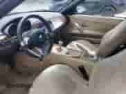 2005 BMW Z4 3.0i с VIN 4USBT53515LT28936, выставлен на аукционе Copart как лот 66675925 с пробегом 131 776 миль миль и Списание • Salvage title. История ставок и продаж доступна на DreamBid. Изображение 8.