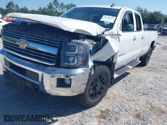 2017 Chevrolet Silverado 3500HD LT with VIN 1GC2KZEG8HZ199187, listed as a IAAI auction lot 42570955 with 84,218 mi miles and . Bid and sale history available at DreamBid. Image 6.