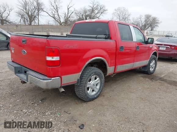 2004 Ford F-150 XLT with VIN 1FTPW14574KC79742, listed as a IAAI auction lot 41105059 with 153,254 mi miles and . Bid and sale history available at DreamBid. Image 4.