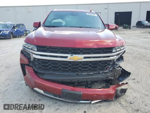 2023 Chevrolet Suburban LS z VIN 1GNSKBKD5PR197677, wystawiony jako Copart lot #62605644 z przebiegiem 33 388 mil mil oraz Nie do naprawy • Non repairable. Historia ofert i sprzedaży dostępna na DreamBid. Obrazek 5.