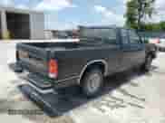 1993 Chevrolet S-10 с VIN 1GCCS19Z1P8111540, выставлен на аукционе Copart как лот 63222985 с пробегом 230 909 миль миль и Списание • Salvage title. История ставок и продаж доступна на DreamBid. Изображение 3.