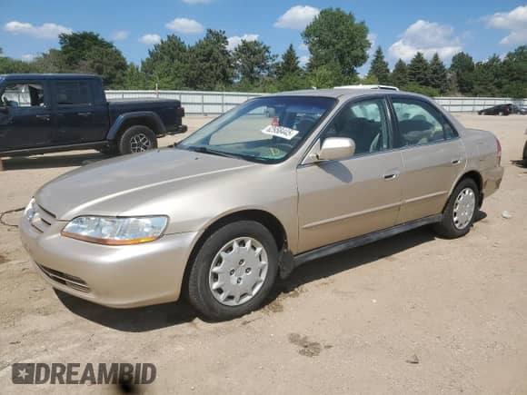 2002 Honda Accord LX с VIN 1HGCG56402A006931, выставлен на аукционе Copart как лот 62958445 с пробегом 125 997 миль миль и Списание • Salvage title. История ставок и продаж доступна на DreamBid. Изображение 1.