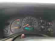 2001 Chevrolet Silverado 2500HD LT3 z VIN 1GCHK23G41F202047, wystawiony jako Copart lot #44119565 z przebiegiem 255 605 mil mil oraz Szkoda całkowita • Salvage title. Historia ofert i sprzedaży dostępna na DreamBid. Obrazek 9.