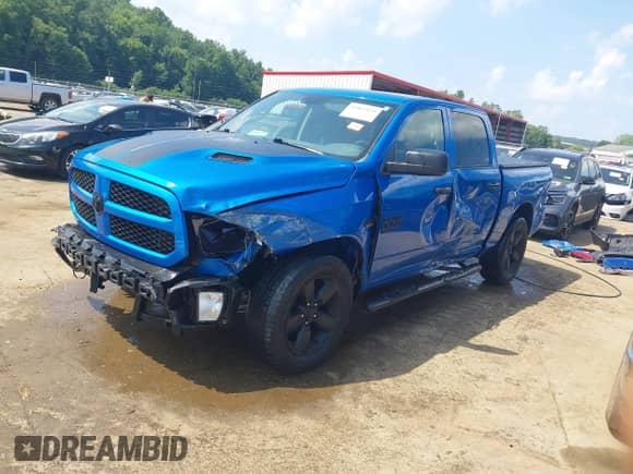 2019 Ram 1500 Express z VIN 1C6RR7KTXKS638672, wystawiony jako IAAI lot #42823121 z przebiegiem 83 486 mil mil oraz . Historia ofert i sprzedaży dostępna na DreamBid. Obrazek 2.
