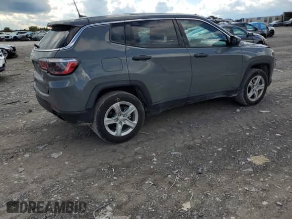 2024 Jeep Compass Sport with VIN 3C4NJDAN6RT579838, listed as a Copart auction lot 81823415 with 30,770 mi miles and Salvage title. Bid and sale history available at DreamBid. Image 3.