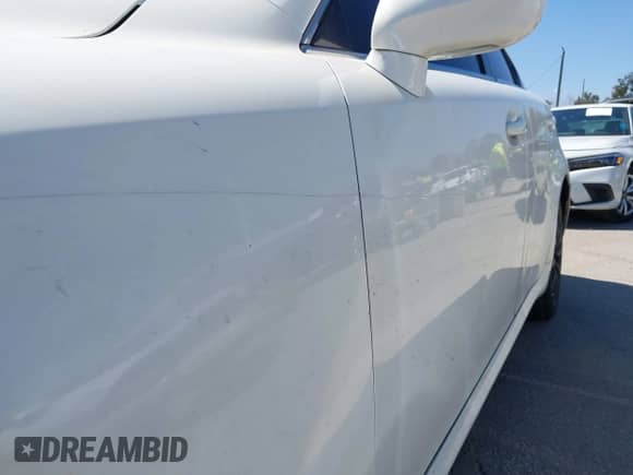 2006 Lexus IS 250 z VIN JTHCK262965005266, wystawiony jako IAAI lot #42687510 z przebiegiem 144 829 mil mil oraz . Historia ofert i sprzedaży dostępna na DreamBid. Obrazek 13.