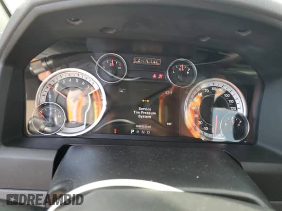 2015 Ram 1500 Big Horn z VIN 1C6RR6LT4FS784810, wystawiony jako Copart lot #70345355 z przebiegiem 164 015 mil mil oraz Szkoda całkowita • Salvage title. Historia ofert i sprzedaży dostępna na DreamBid. Obrazek 9.