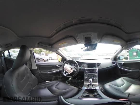 2016 Volvo S60 T5 Drive-E Premier z VIN YV126MFKXG2390847, wystawiony jako IAAI lot #42647884 z przebiegiem 115 397 mil mil oraz . Historia ofert i sprzedaży dostępna na DreamBid. Obrazek 18.