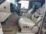 2003 Chevrolet Tahoe LT с VIN 1GNEK13Z53J307637, выставлен на аукционе Copart как лот 70105315 с пробегом 307 885 миль миль и Списание • Salvage title. История ставок и продаж доступна на DreamBid. Изображение 7.