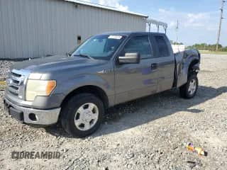 2011 Ford F-150 XL z VIN 1FTEX1CM3BFA47383, wystawiony jako Copart lot #70725675 z przebiegiem 107 967 mil mil oraz Szkoda całkowita • Salvage title. Historia ofert i sprzedaży dostępna na DreamBid. Obrazek 1.