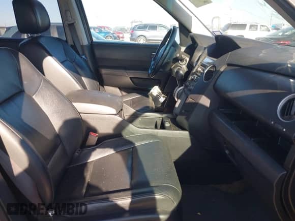 2014 Honda Pilot EX-L z VIN 5FNYF4H58EB012480, wystawiony jako IAAI lot #42845876 z przebiegiem 131 996 mil mil oraz . Historia ofert i sprzedaży dostępna na DreamBid. Obrazek 5.