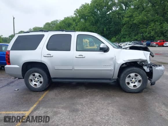 2012 Chevrolet Tahoe LT с VIN 1GNSKBE05CR168909, выставлен на аукционе IAAI как лот 42350042 с пробегом 167 838 миль миль и . История ставок и продаж доступна на DreamBid. Изображение 13.