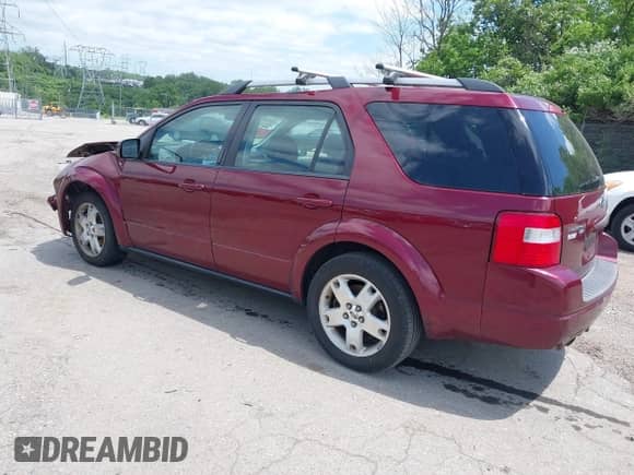 2006 Ford Freestyle Limited with VIN 1FMDK06196GA00215, listed as a IAAI auction lot 42300513 with 83,615 mi miles and . Bid and sale history available at DreamBid. Image 3.