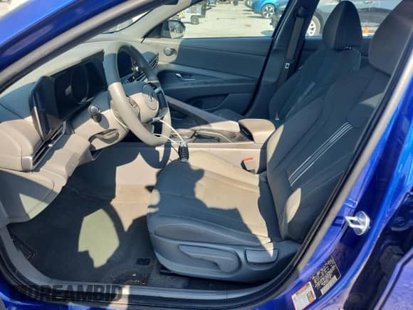 2023 Hyundai Elantra SEL с VIN KMHLM4AG6PU575822, выставлен на аукционе Copart как лот 69272475 с пробегом 103 665 миль миль и Списание • Salvage title. История ставок и продаж доступна на DreamBid. Изображение 7.