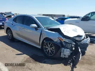 2021 Toyota Camry Hybrid XLE with VIN 4T1F31AK2MU547062, listed as a IAAI auction lot 42405027 with 170,899 mi miles and . Bid and sale history available at DreamBid. Image 1.