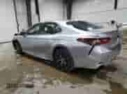 2023 Toyota Camry SE z VIN 4T1S11AK2PU736173, wystawiony jako Copart lot #86749375 z przebiegiem 26 763 mil mil oraz Szkoda całkowita • Salvage title. Historia ofert i sprzedaży dostępna na DreamBid. Obrazek 2.