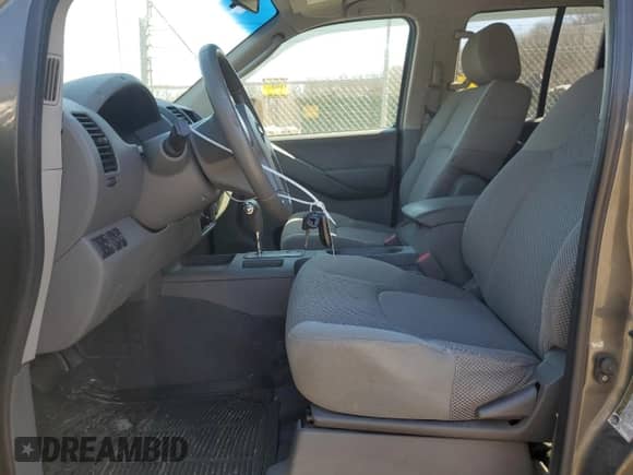 2008 Nissan Frontier SE с VIN 1N6AD09W28C449848, выставлен на аукционе Copart как лот 47094215 с пробегом 191 892 миль миль и Списание • Salvage title. История ставок и продаж доступна на DreamBid. Изображение 7.