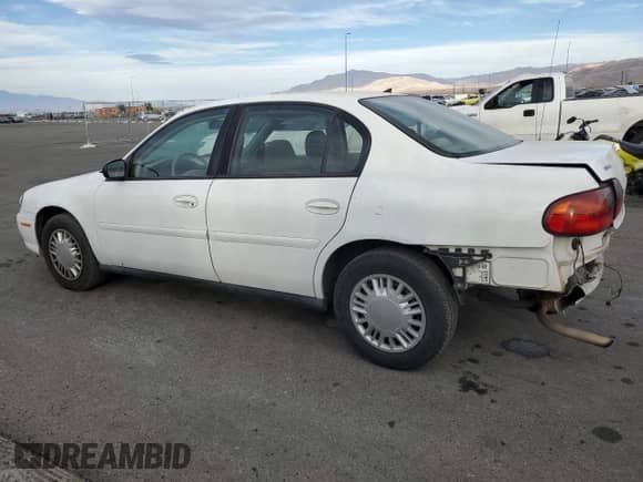 2004 Chevrolet Malibu Classic with VIN 1G1ND52F04M645215, listed as a Copart auction lot 43177545 with 134,370 mi miles and Salvage title. Bid and sale history available at DreamBid. Image 2.