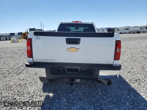 2011 Chevrolet Silverado 3500HD SRW LT with VIN 1GC4K0C84BF187921, listed as a Copart auction lot 65952035 with 131,874 mi miles and Salvage title. Bid and sale history available at DreamBid. Image 6.