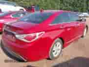 2011 Hyundai Sonata Hybrid z VIN KMHEC4A45BA012739, wystawiony jako IAAI lot #42848839 z przebiegiem 210 333 mil mil oraz . Historia ofert i sprzedaży dostępna na DreamBid. Obrazek 4.